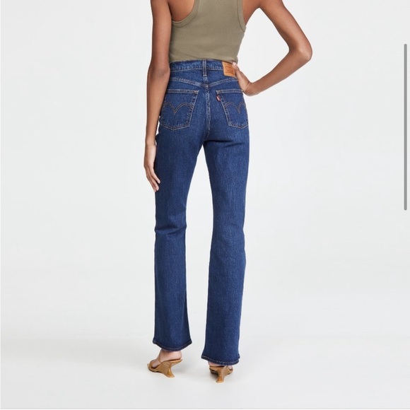 Levi’s Ribcage Bootcut - Picture 3 of 10